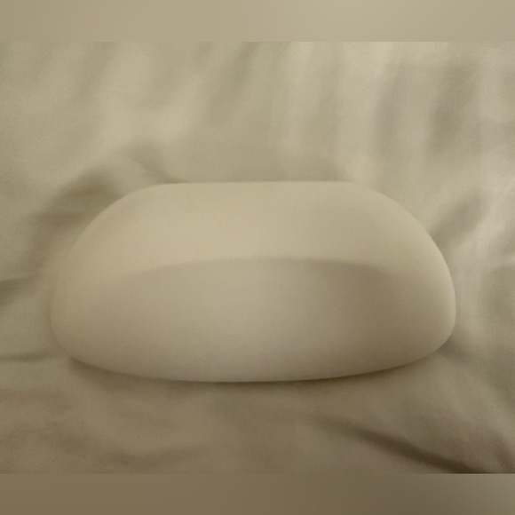 Gentle Monster Gift Bag, Box, Cleaning Cloth, Case - Picture 4 of 9